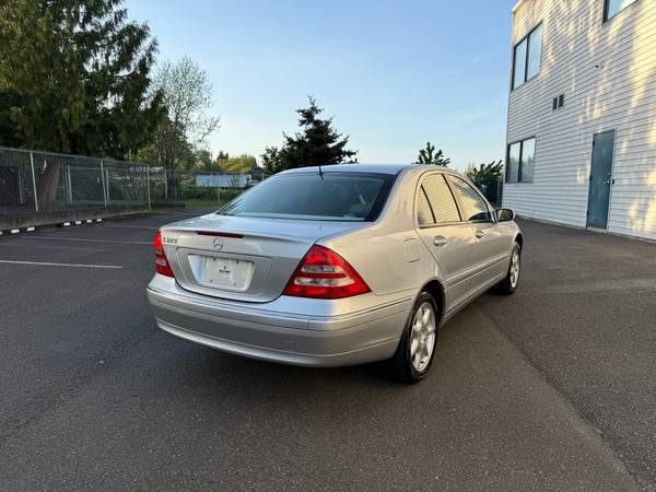 2001 Mercedes-Benz C-Class C320 - $2,999 (Tacoma)63474692253443124