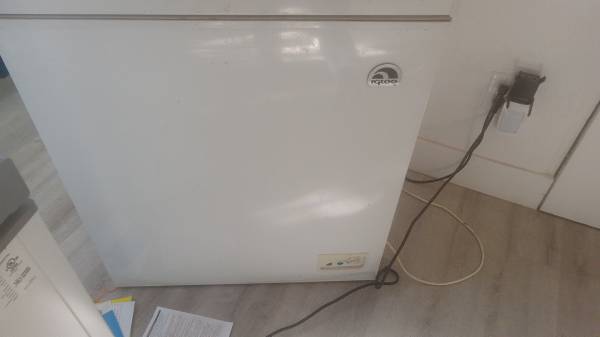 Free igloo freezer 1