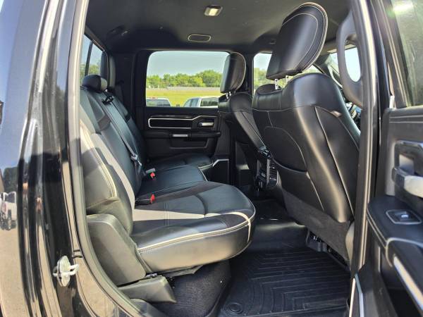 2019 RAM 3500 Laramie 6.7 - Photo 11