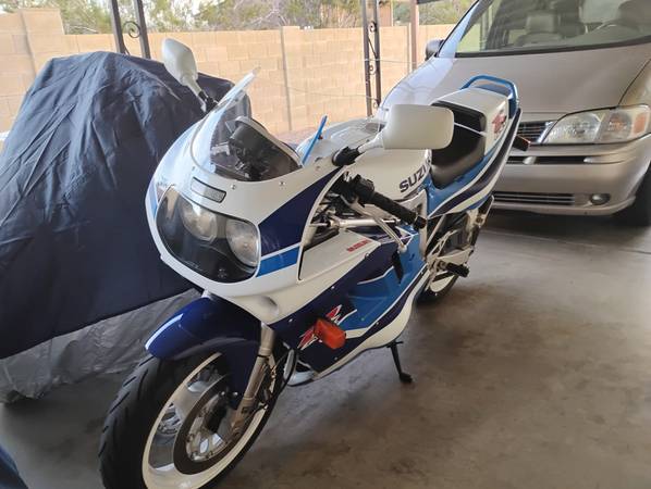 1991 Suzuki GSXR 1100 1