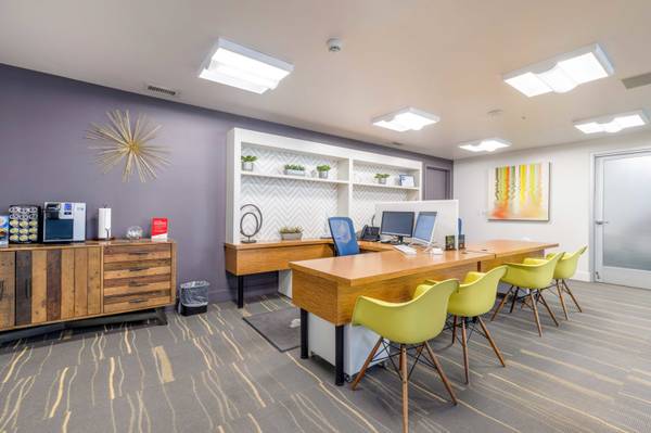 $2,084 / 506ft2 - Four rooftop decks, Studio 1BA, Seattle WA (905 Dexter Ave N, Seattle, WA)63808035801475121