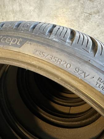 Telsa Model 3 Performance Winter tires - $595 (Walla Walla)63438365163011122