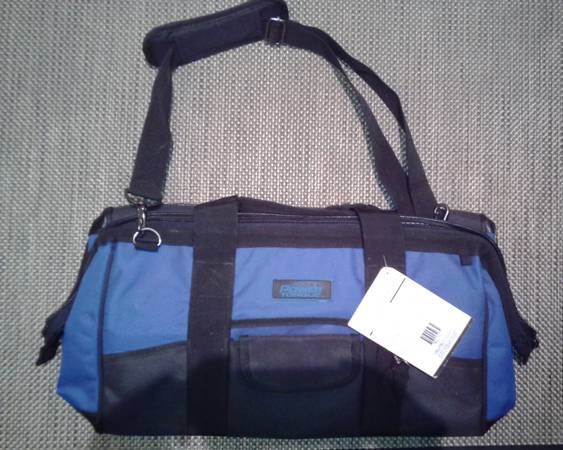 New 18" Double-Zippered Tool Bag 1