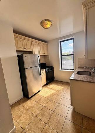 $1,500 / 1br - Bright 1 Bed / 1 Bath in East Flatbush (Brooklyn)63788336287619124