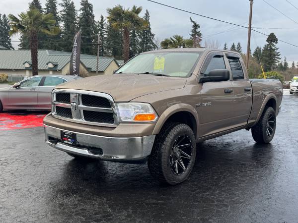 2009 DODGE RAM 1500 ST /HEMI 5.7 LOW MILES //LIFTED - $9,997 (Vancouver)63435459030017122