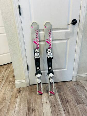 VOLKL SKIS WITH BINDINGS 100cm 1