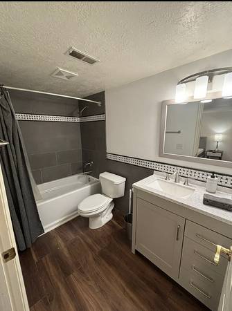 $1,100 / 1br - 900ft2 - 1-bedroom basement apartment, located in a quiet, residential area .63670955616769123