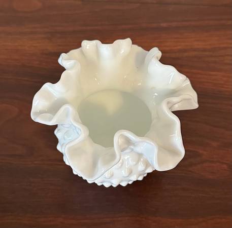Fenton Hobnail Milk Glass Vase with Ruffled Edges 4 1/2’ Tall - $10 (Alameda)63470436676227122