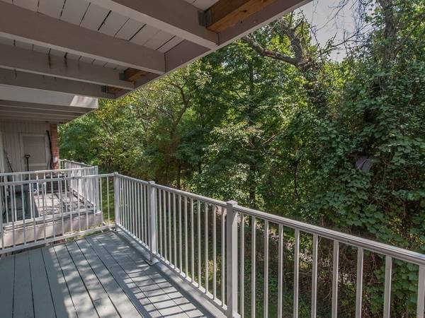 $1,565 / 2br - 2 Bed, Pet Friendly, On-Site Management (2100 Parkland Square, District Heights, MD)64039862115843124