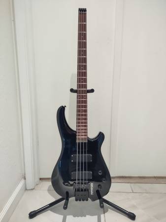 Fernandes FWB-55 headless bass 1