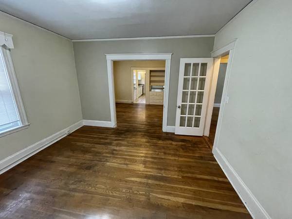 $1,000 / 5br - ¡SIN COMISIÓN! Habitación disponible en el centro de Brighton, cerca del T y autobuses (Brighton)63824666751105123