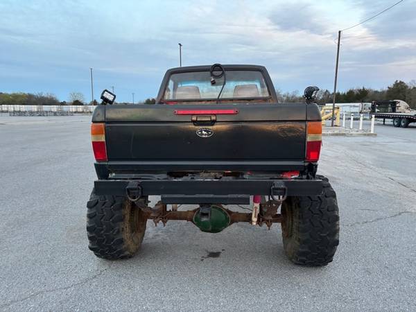 1985 Toyota Pickup 1/2 Ton Standard Bed Regular Cab 4WD - $3,500 (LEBANON TN 37087)63624936119041124
