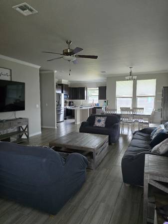 $4500.00 / 4br - Month to Month Lease / Furnished 4 Bed/2 Bath Single Family Home in Ar64036536900738120