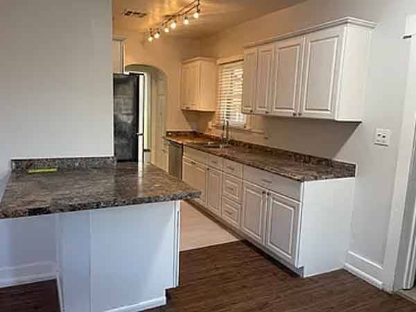 $750 / 3br - 1135ft2 - Updated Historic Bungalow! (Phoenix, AZ)64024825108354123