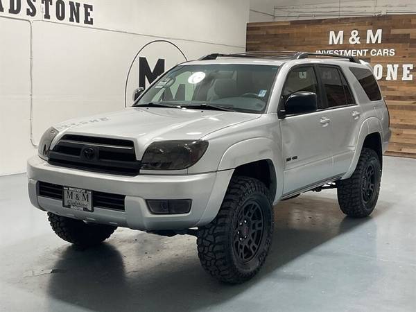 2005 Toyota 4Runner 4x4 4WD 4 Runner SR5  V6 / NEW LIFT NEW TRD WHEELS - $25,500 (M&M Investment Cars - Gladstone)63617215633923120