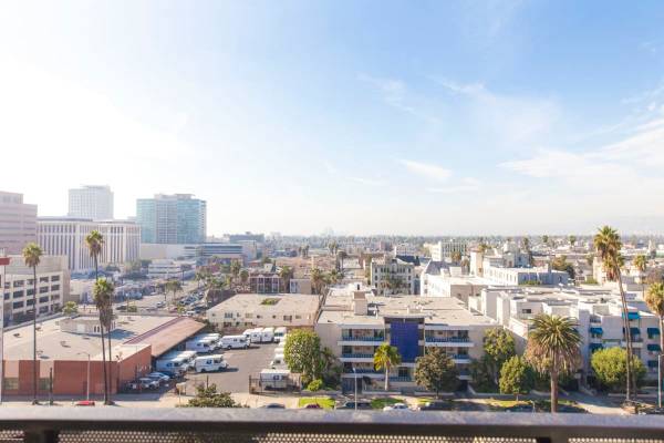 $2,600 / 1br - 660ft2 - Ahora recorriendo ✦ MAYA ✦ Modernos departamentos de 1 y 2 habitaciones disponibles (535 S Kingsley Dr)63701111121281122