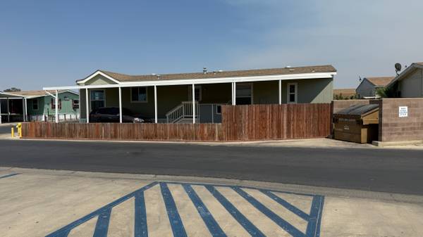 $134,900 / 3br - 1448ft2 - Priced to Sell 3/2  "Family Mobilehome  Park"  Only $134,900. (Tulare)63809864407425121