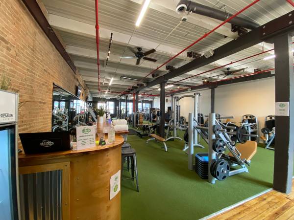 $6,500 / 5000ft2 - 📍 Huron Street – 5th Floor | Approx. 5,000 sq. ft. (Chicago)63959878412674123