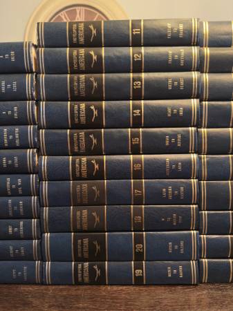 （お値下げいたします）ENCYCLOPEDIA AMERICA ENCYCLOPEDIA AMERICANA - books & magazines - by owner - sale