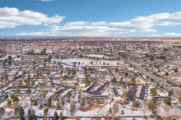 $1,043 / 1br - 675ft2 - Short Term Lease, On-Site Maintenance, Fitness Center (7100 East Mississippi Avenue, Denver, CO)63666649966595120
