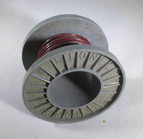 LIONEL * GRAY CABLE REEL WITH WIRE LIONEL 6561 1