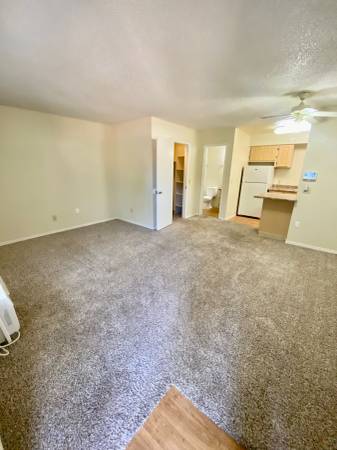 Get two months off when you move in before Jan 1st - Sienna Ridge 1