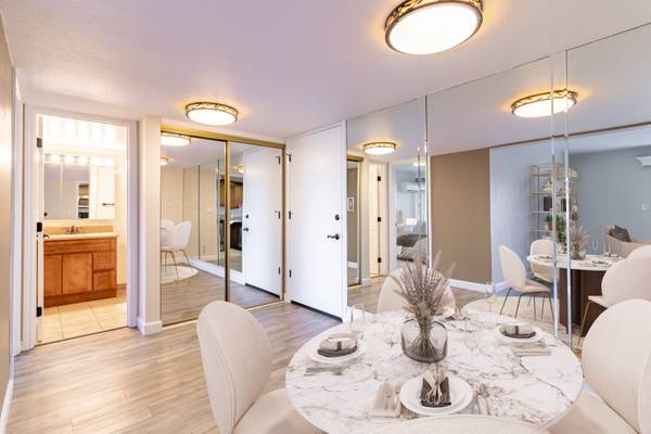 Assigned Parking, Elevator, Microwave 1