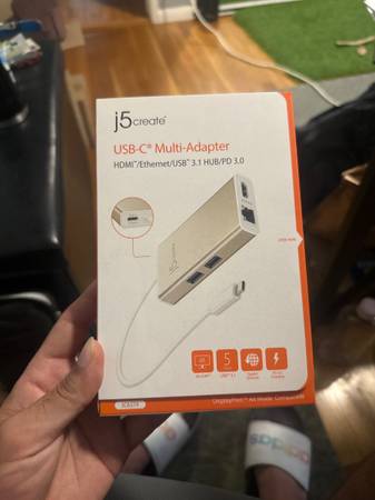 j5create USB-C Multi-Adapter A- HDMI, Ethernet, USB 3.1 Hub 1