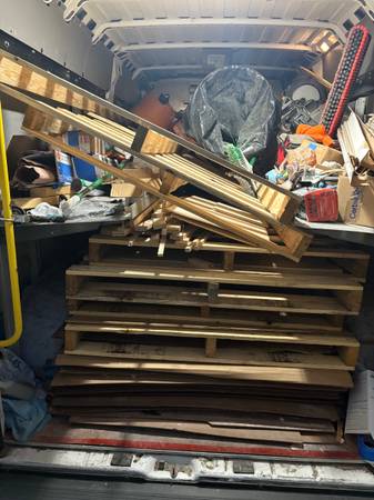 Free pallets 1
