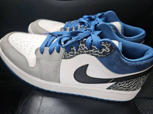 Air Jordan 1 Retro Low SE True Blue - Mens Sz 11 1