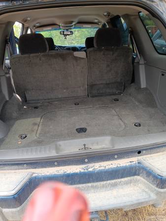 2002 Chevy Trailblazer - $2,00063442889104129122