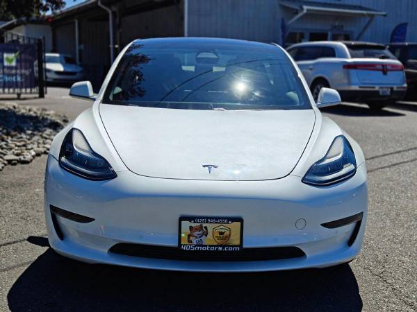 2019 Tesla Model 3 Mediano Alcance Sedán 4D ¡Aprobación de Crédito Garantizada! - $20,995 (+ 405 Motors)63469909214081121