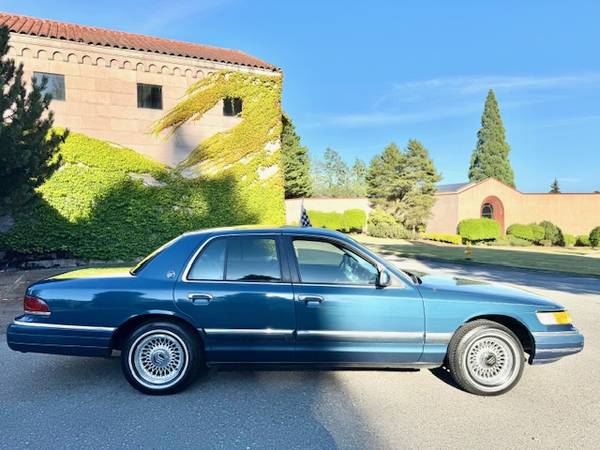 1993 MERCURY GRAND MARQUIS LS*WELL SERVICED*RUNS SMOOTH*FULLY LOADED** - $2,999 (Seattle)63617156846849124