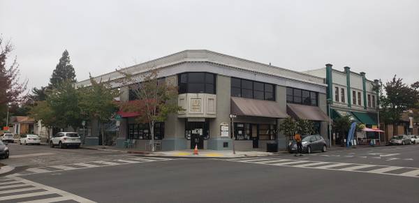 $1,600 / 735ft2 - 130 South Main Street Suite 213 (sebastopol)64203025034371121