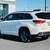 CLEAN TITLE 2017 TOYOTA HIGHLANDER HYBRID LIMITED PLATINUM (AWD) 2 thumbnail