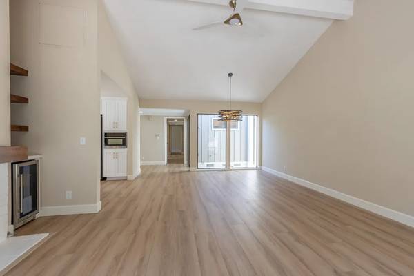 $2,200 / 3br - 1553ft2 - 🖤Cozy 3BD/2BA in Crow Canyon with In-Unit Laundry & Parking!! (danville / san ramon)64023715978370120