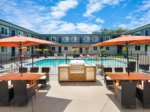 $2,700 / 1br - Available Soon Apply Today, Secured Amazon Package Locker (alameda)63797037569281123