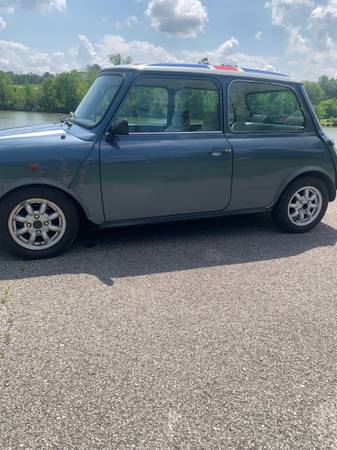 1973 Austin Mini - $15,900 (Knoxville)63625129915265123