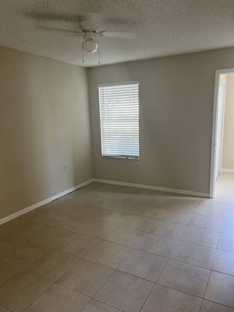 $1,900 / 2br - FREE Locating service Tiled 2/2 free water CALL today (WEST PALM BEACH)64049277404417123