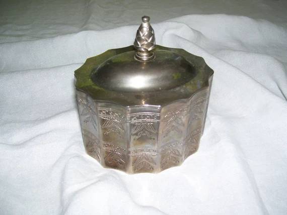 Godinger Silver Art Co. Ltd. Ornate Lidded Lined Trinket Box 1