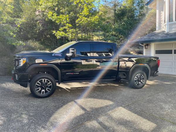 2021 Sierra 2500 AT4 pick up truck - $65,000 (santa rosa)63654702194307120