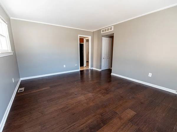 $800 / 3br - 1036ft2 - Fantastic 3 bedroom and 1 bathroom available for rent (9312 Pine St, Taylor, MI)64018943112577124