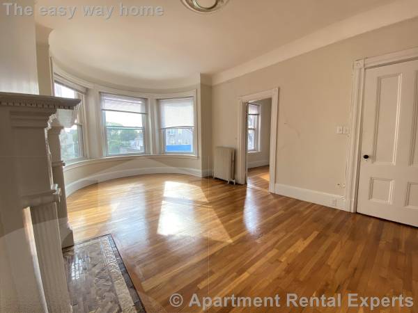 $2,900 / 2br - -- Sweet 2 Bed (( 5 Mins to the T )) - Heat Incl - NO FEE (Cambridge \ Central Sq. \ Mid Cambridge)63856338900225121