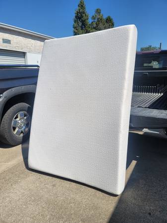 Full size memory foam mattress 1