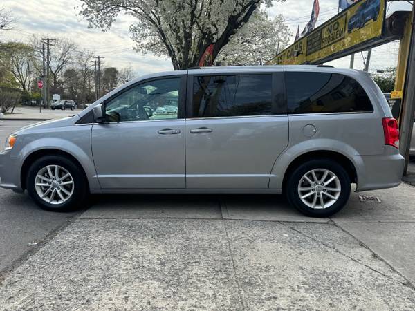 2019 Dodge Grand Caravan SXT - $7,995 (Staten Island)63614652253827123