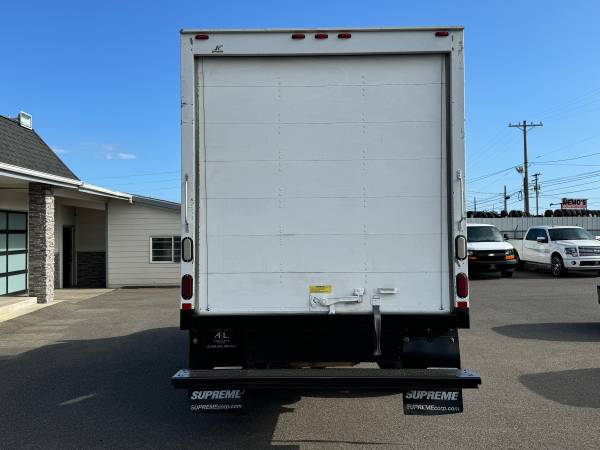 2016 Chevrolet Express Commercial Cutaway - $19,400 (Tacoma)63623589500033124