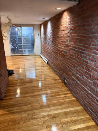 $2,700 / 2br - Great 2 Level, 2 Bedroom Apt,  w/Parking, Laundry, Gleaming H/W Floors (Cambridge -Steps out of Central Square)63856446026115122