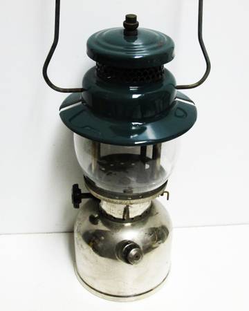Linterna Coleman Nickel 242C 1949 con letras verdes Sunshine of The Night - $225 (SE Salem)63435592342531123