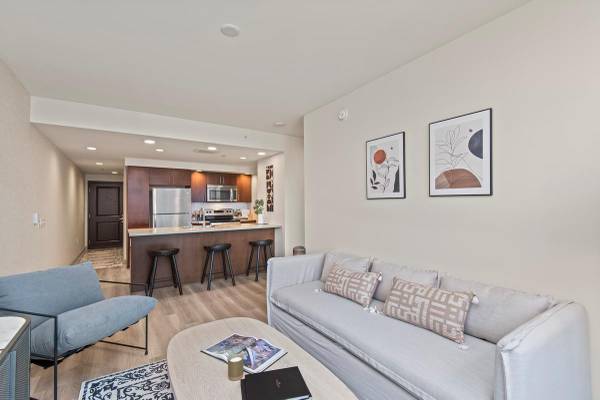 $2,294 / 1br - 593ft2 - Appliances Stainless, Business Center, Fitness Center, Svc Cable (First Hill)63884892792833121