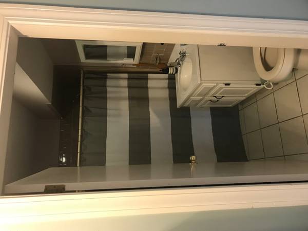 $2400.00 / 3br - 1250ft2 - 3 Bed 2 Bath clean bright apartment close to Brown, Thayer, Hope, Amtr64002827578498124